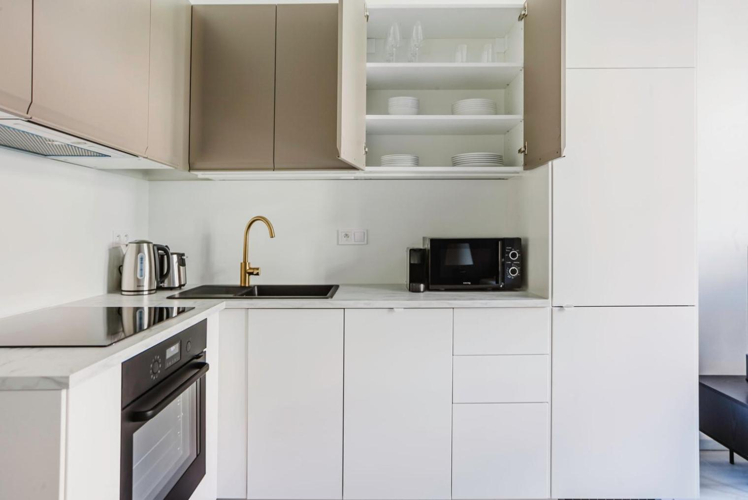 Blueground Rostovska Str Renovated Furnished Prg-19 Apartment
